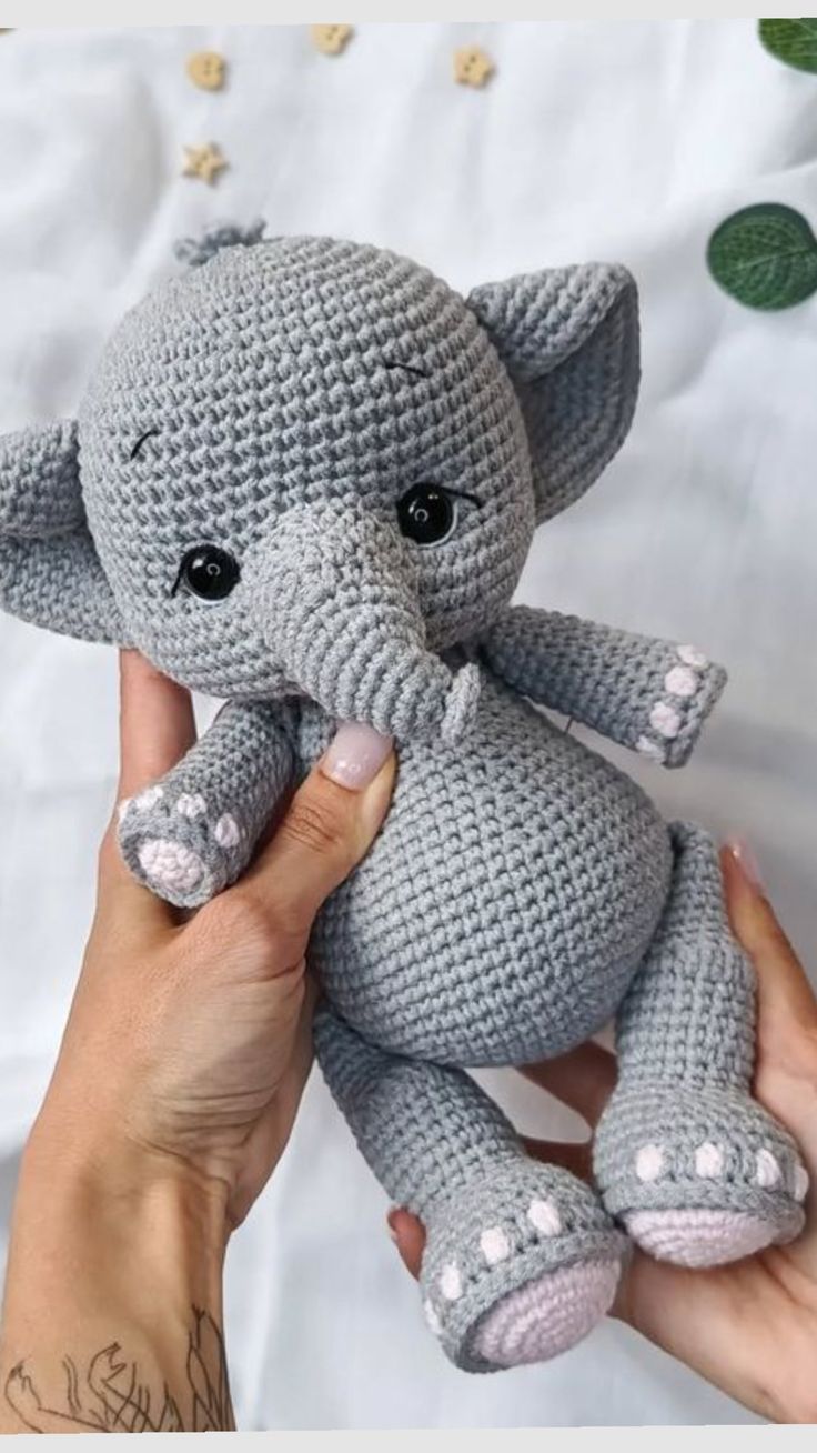 Elefantinho crochet